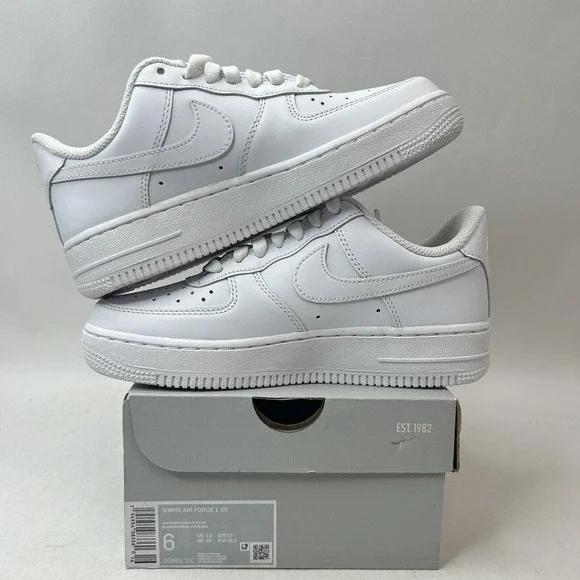 Nike Shoes Air Force 1 Low 07’ “Triple White" 2024 - Picture 3 of 5